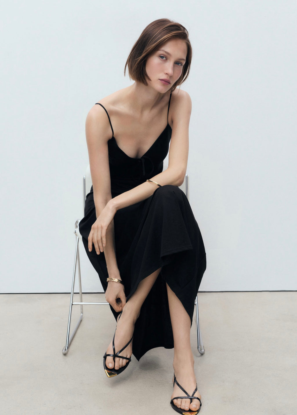 Robe Longue Encolure