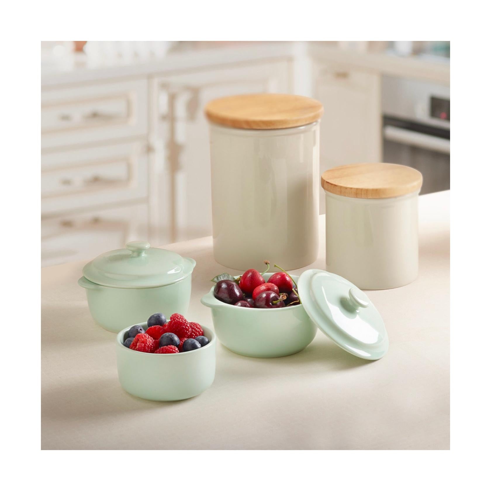 Set of 4 Round Mini Casseroles - Pastel Green