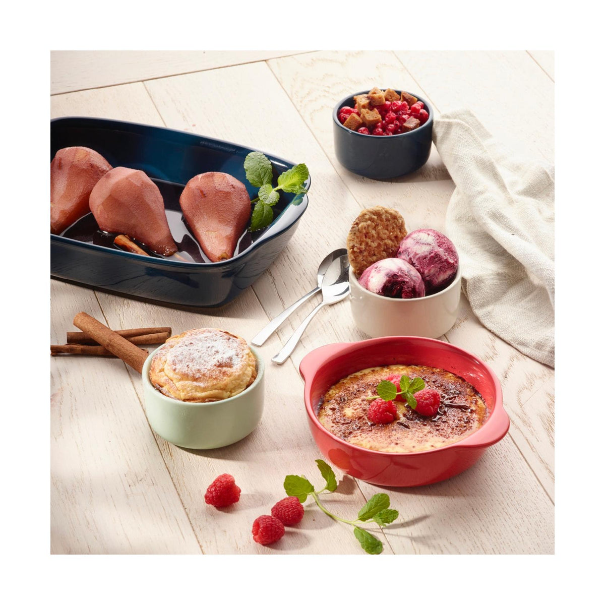 Set med 4 portionsformar - Röd/Crème/Blå/Pastellgrön