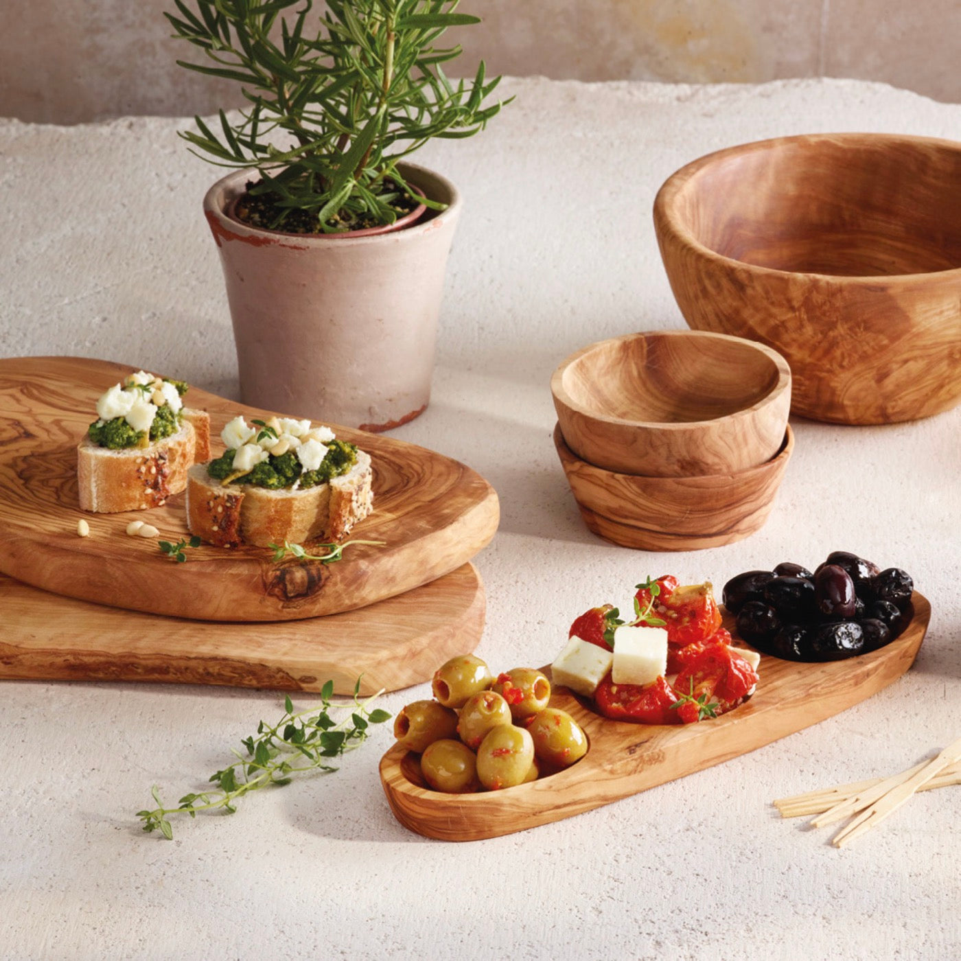 Set Of 4 Olive Wood Coasters - Wood
