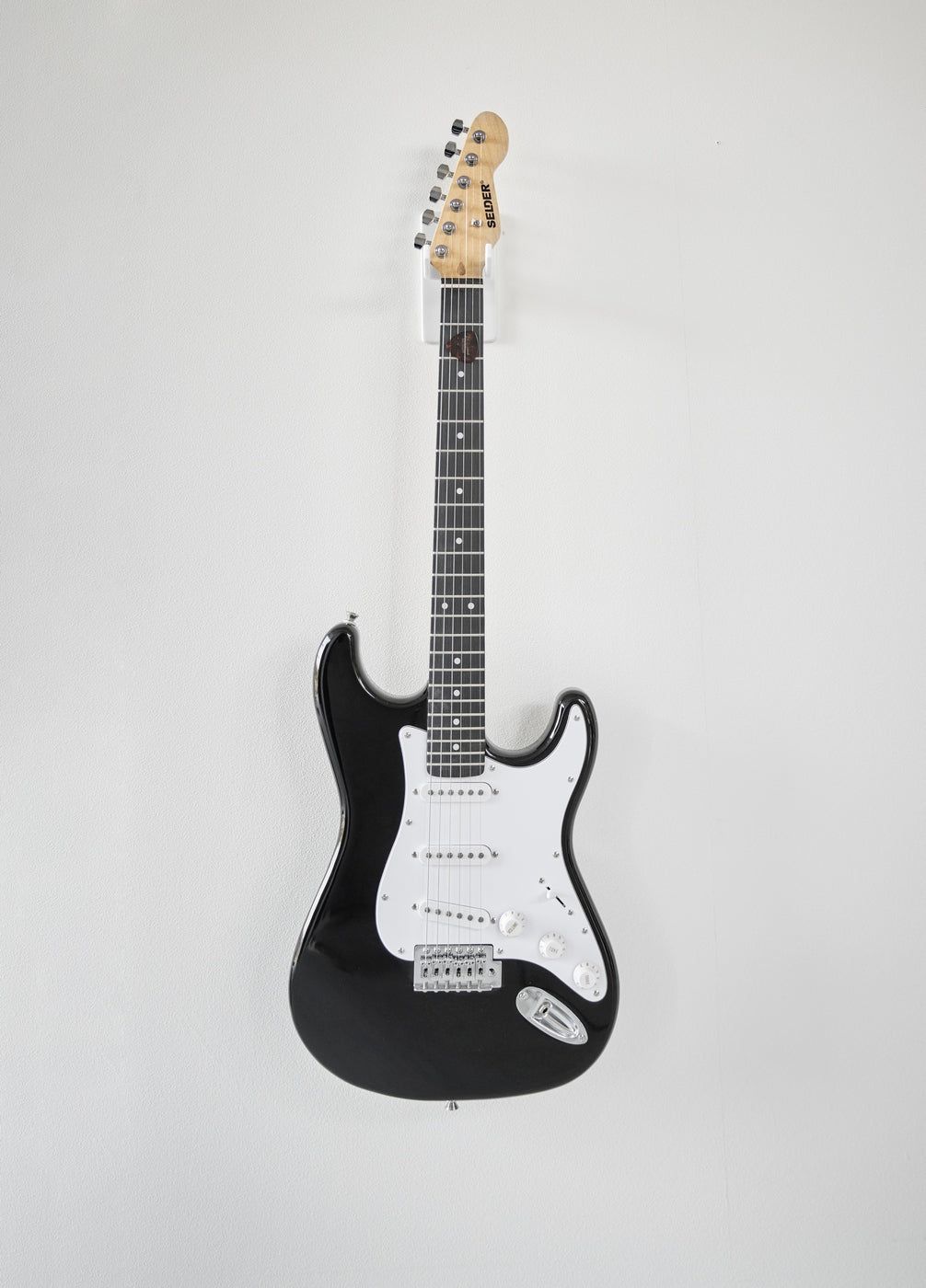 Tower Guitar Wall Mount - White