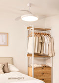 Wind Clear Studio - Ventilador de techo silencioso de 40 W con aspas retráctiles y luz LED - Blanco