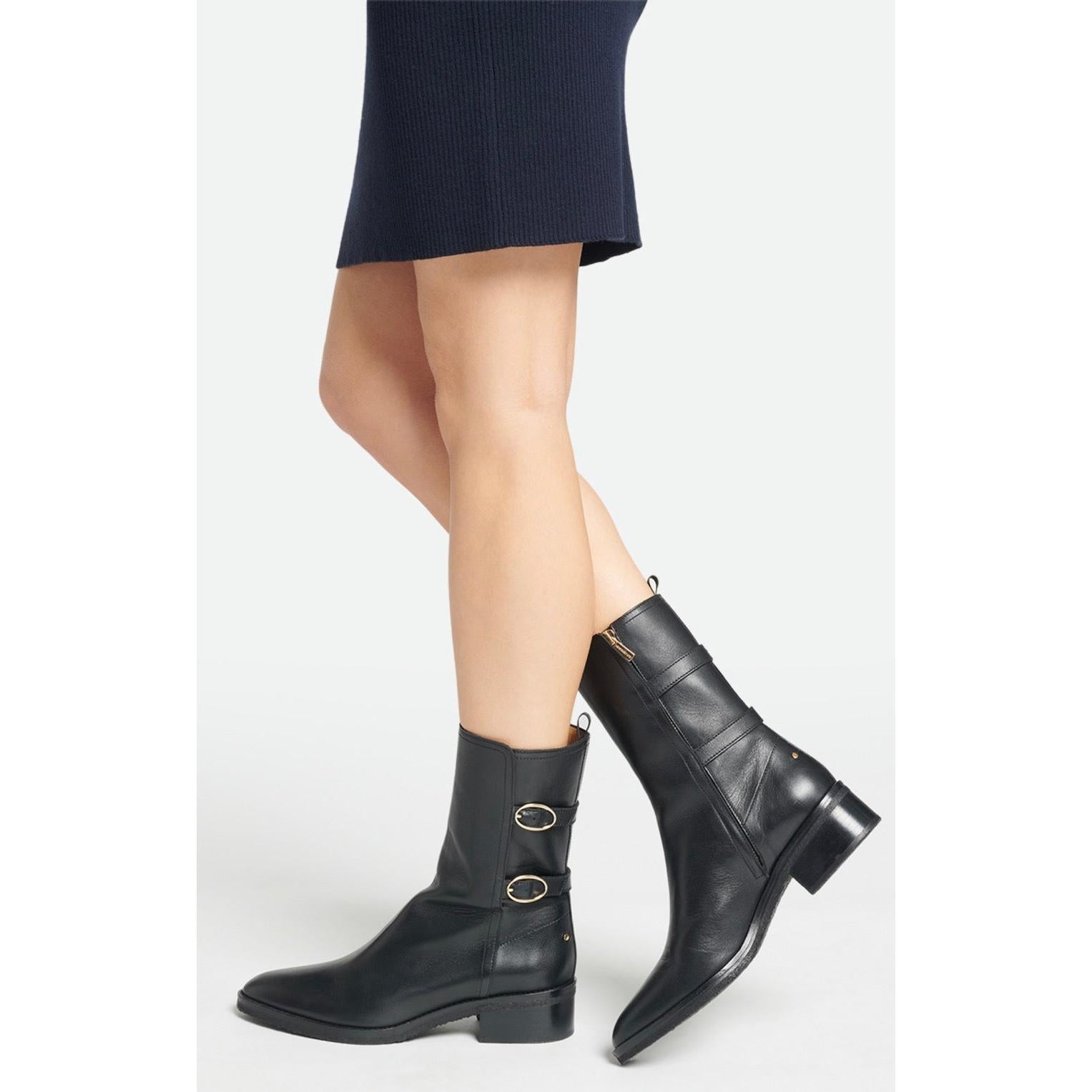 Vanessa Bruno - Leather Ankle Boots - Black