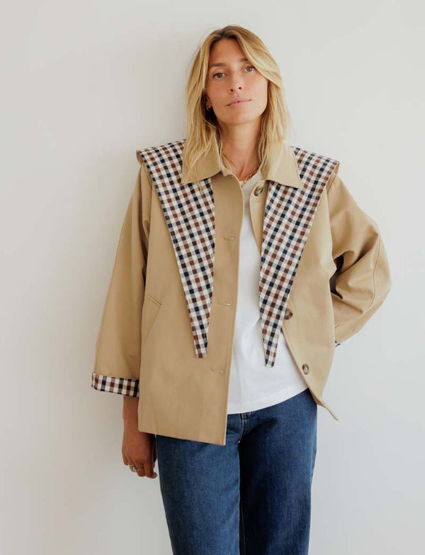 Beige trenchcoat Milton