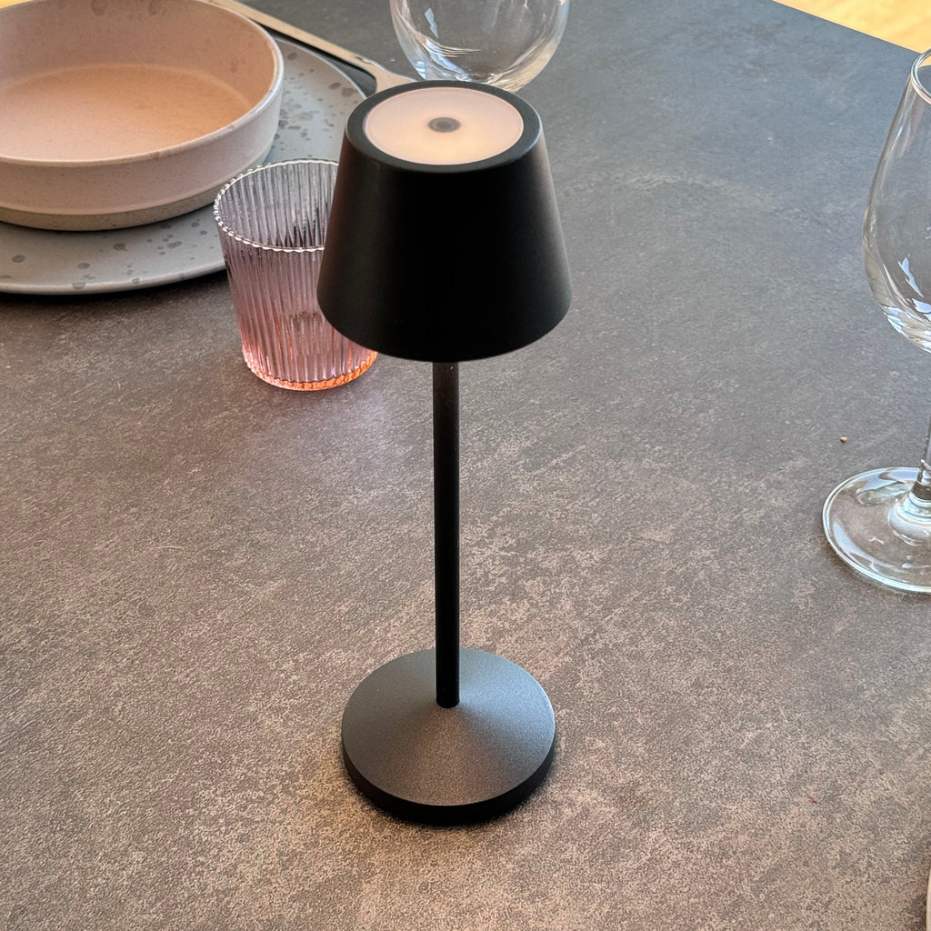 Emily - Lámpara de Mesa Inalámbrica - Acero - Negro