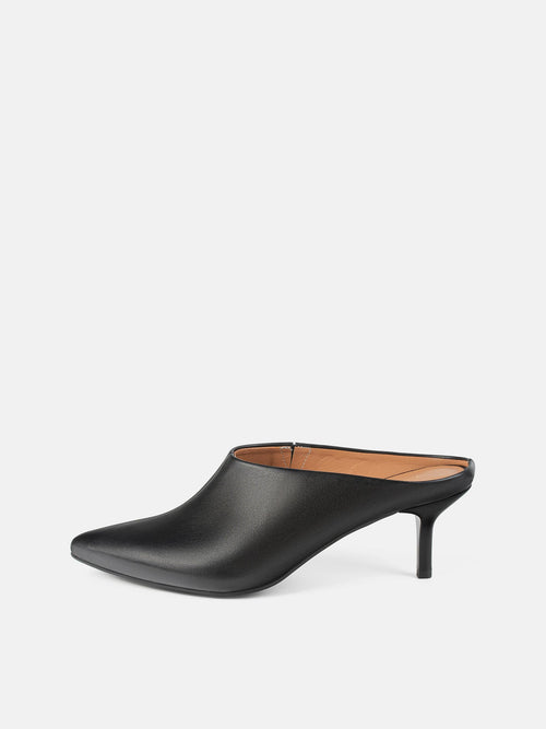 Cover Girl Pumps - Black