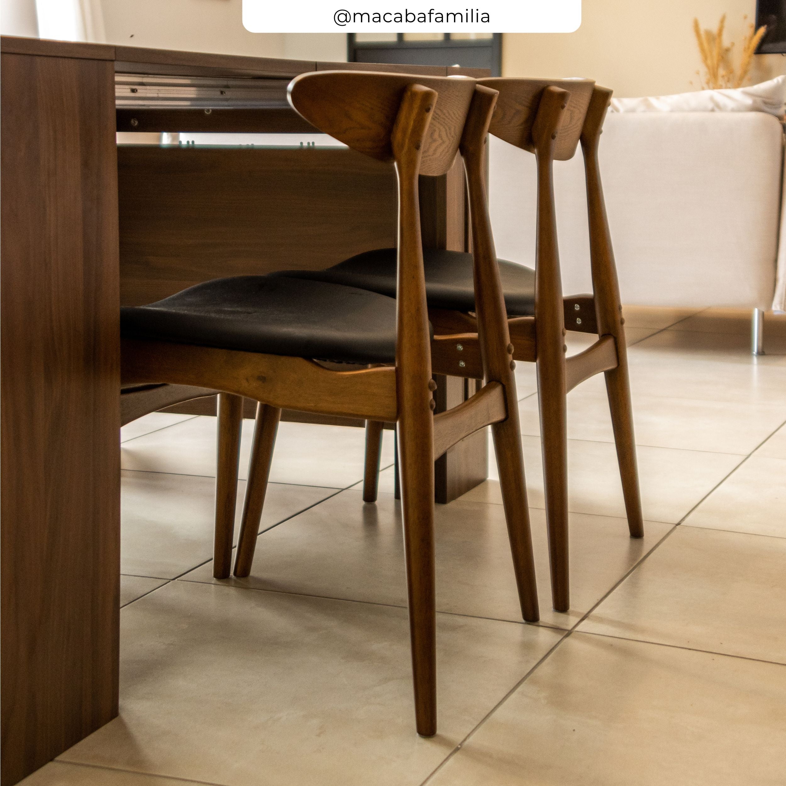 Josette - Set of 2 Chairs in Black Synthetic Leather and Rubberwood