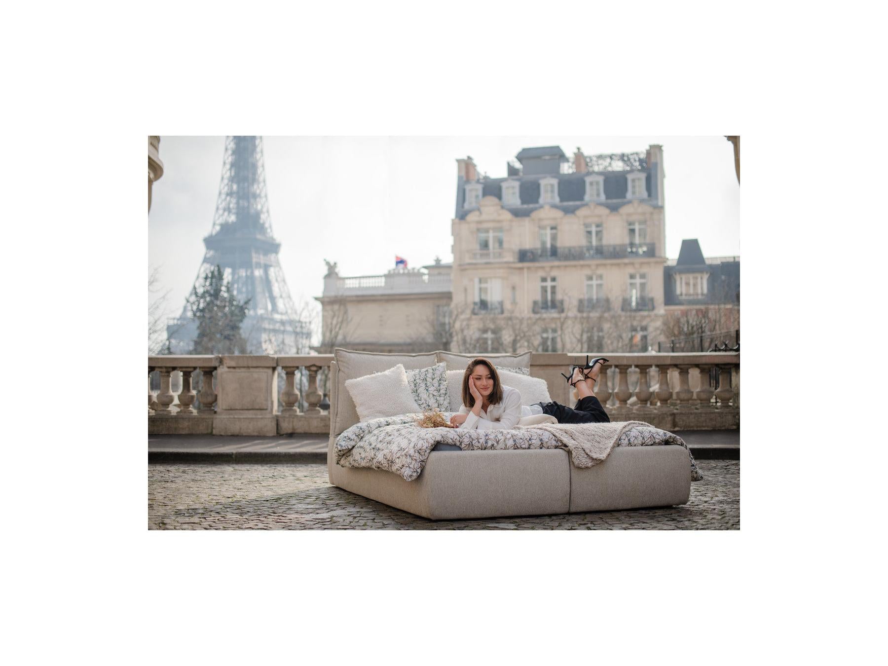 Garance - Lit Coffre Avec Tête De Lit Effet Oreiller
