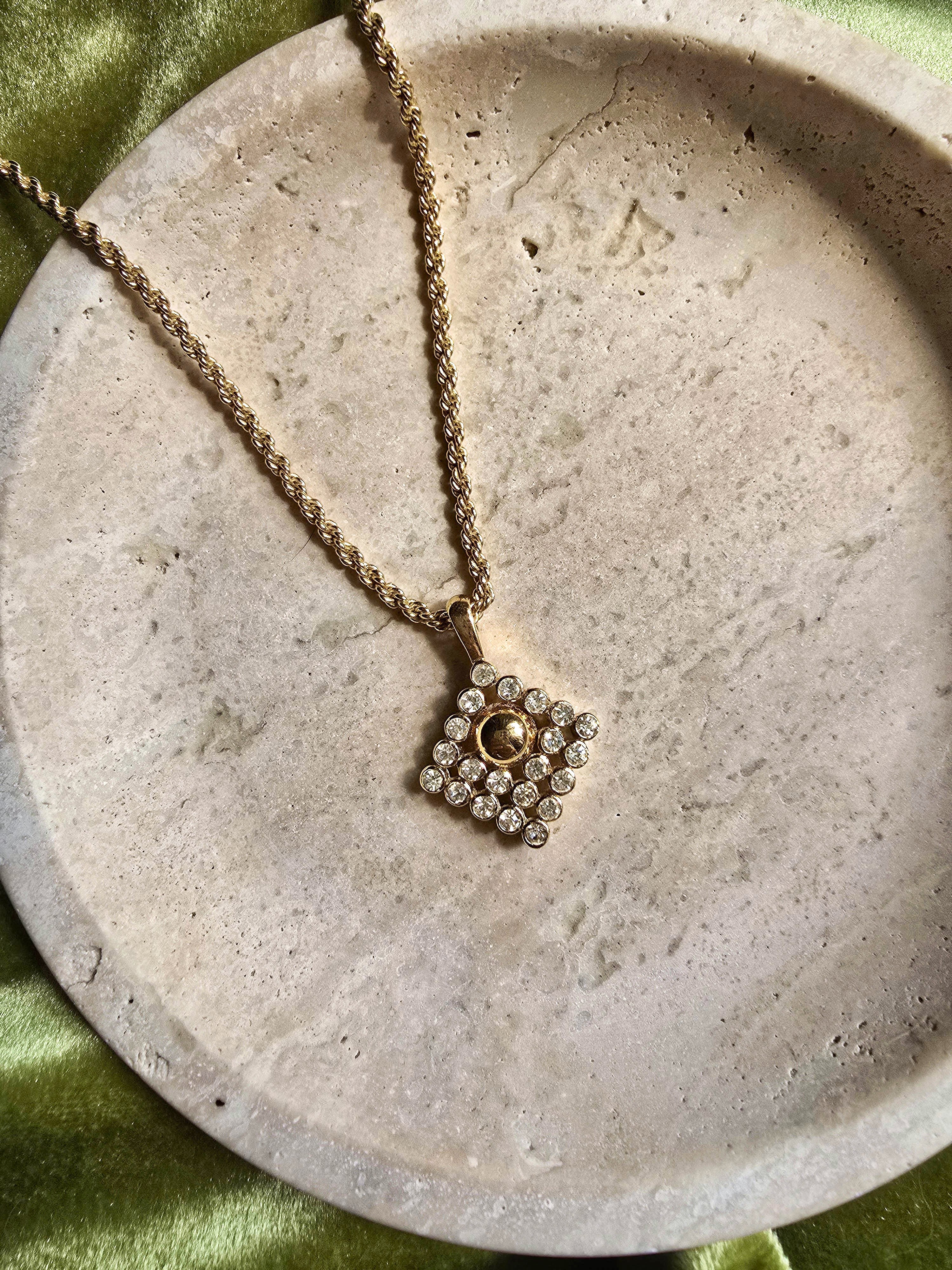 Collier Nina Ricci Vintage