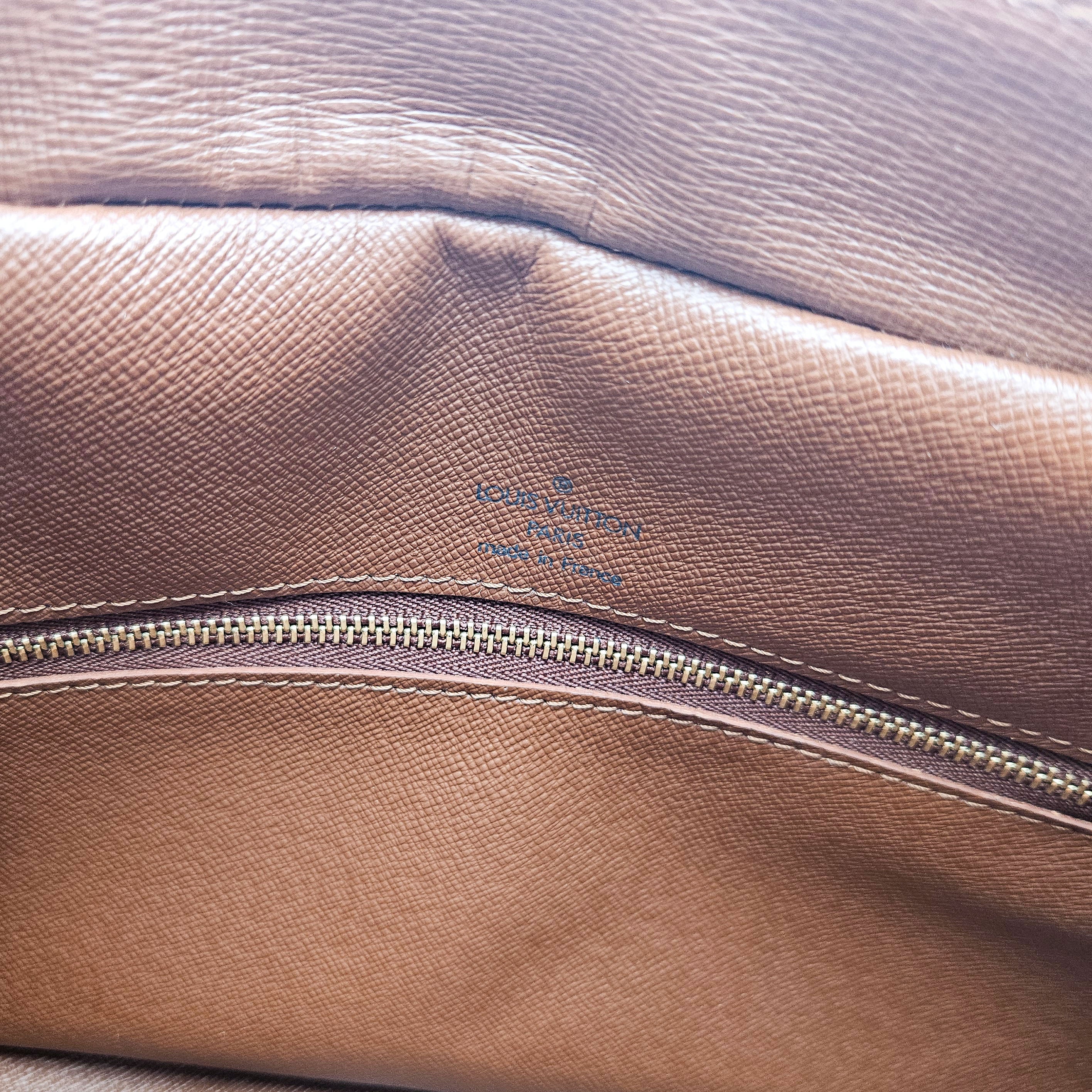Louis Vuitton Boulogne 30 Monogramme