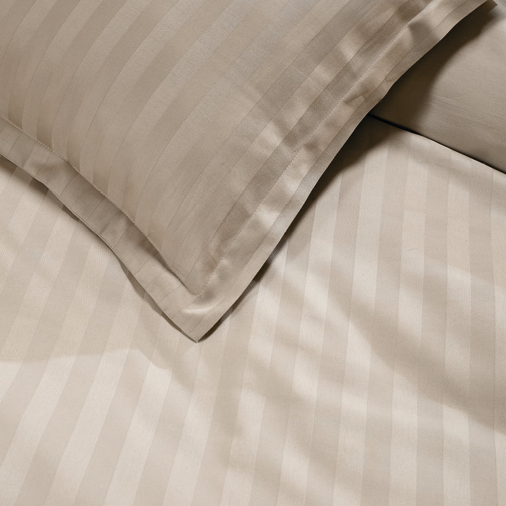 Jacquard - Set of 2 Pillowcases - Dobby Woven Striped Cotton Satin - Taupe 01