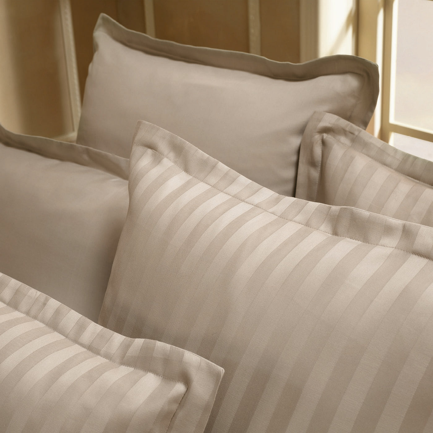 Jacquard - Set of 2 Pillowcases - Dobby Woven Striped Cotton Satin - Taupe 01