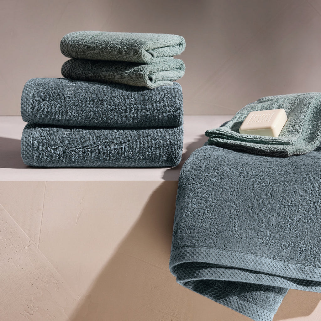 Oasis - Lt Combed Cotton Bath Towel - Prussian Blue