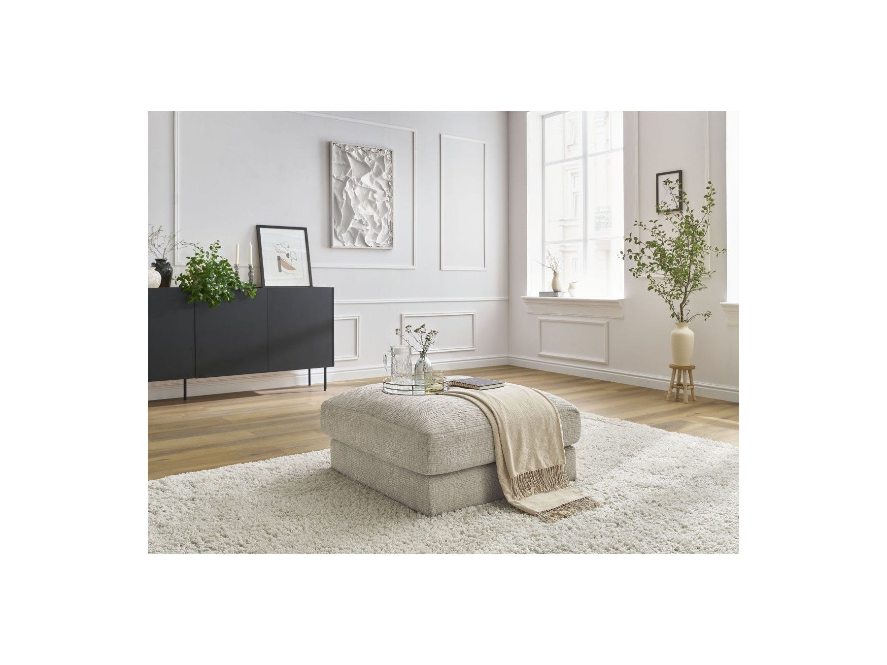 Leonard - Pouffe - Textured Fabric