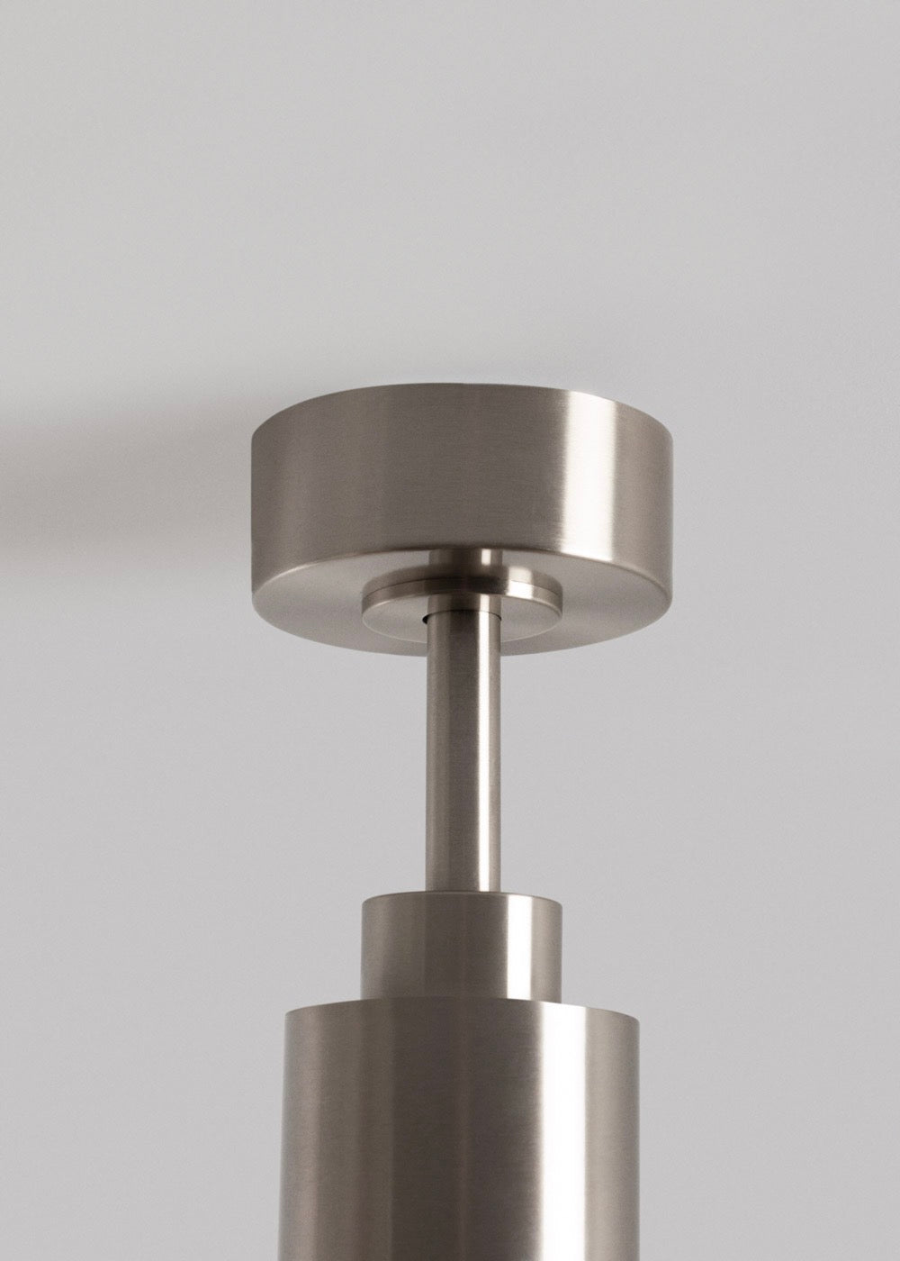 Wind Forma - Ventilateur De Plafond Silencieux 45W Avec Lumière D’Ambiance Optionnelle - Nickel/Effet Bois Foncé