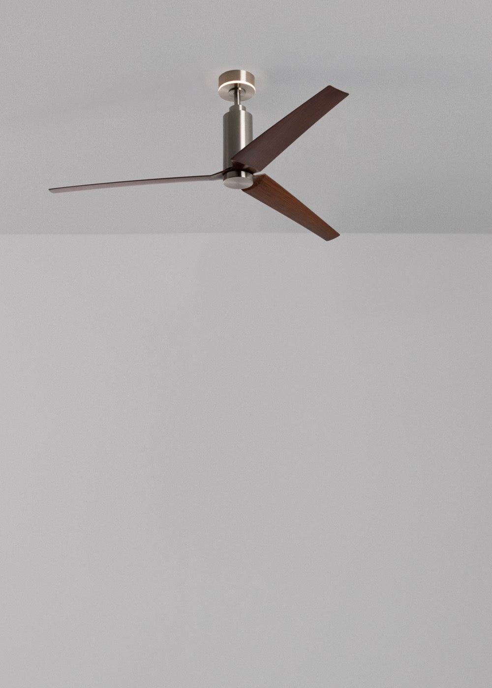 Wind Forma - Ventilateur De Plafond Silencieux 45W Avec Lumière D’Ambiance Optionnelle - Nickel/Effet Bois Foncé