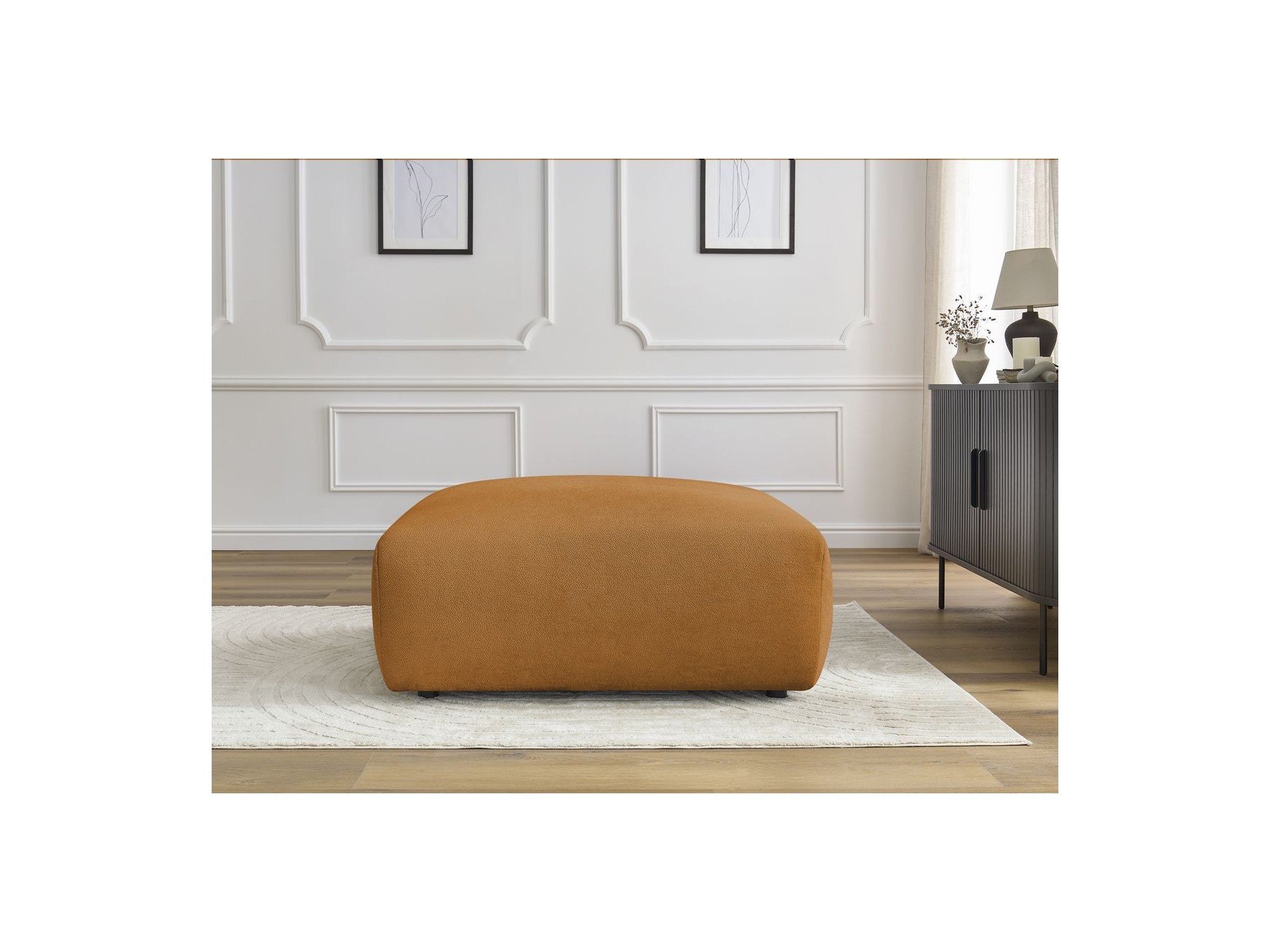 Lucien - Pouffe - Smooth Fabric