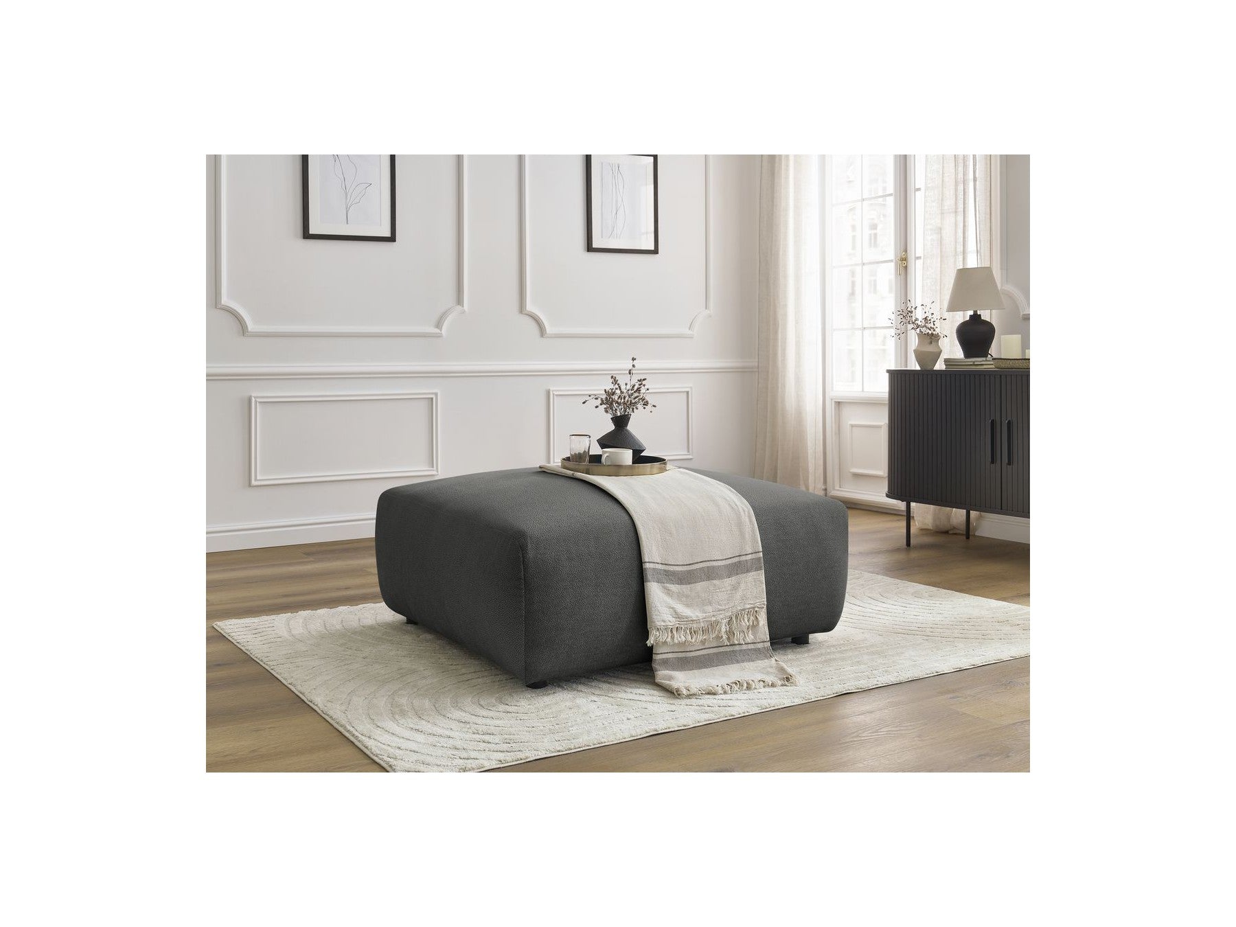 Lucien - Pouffe - Smooth Fabric