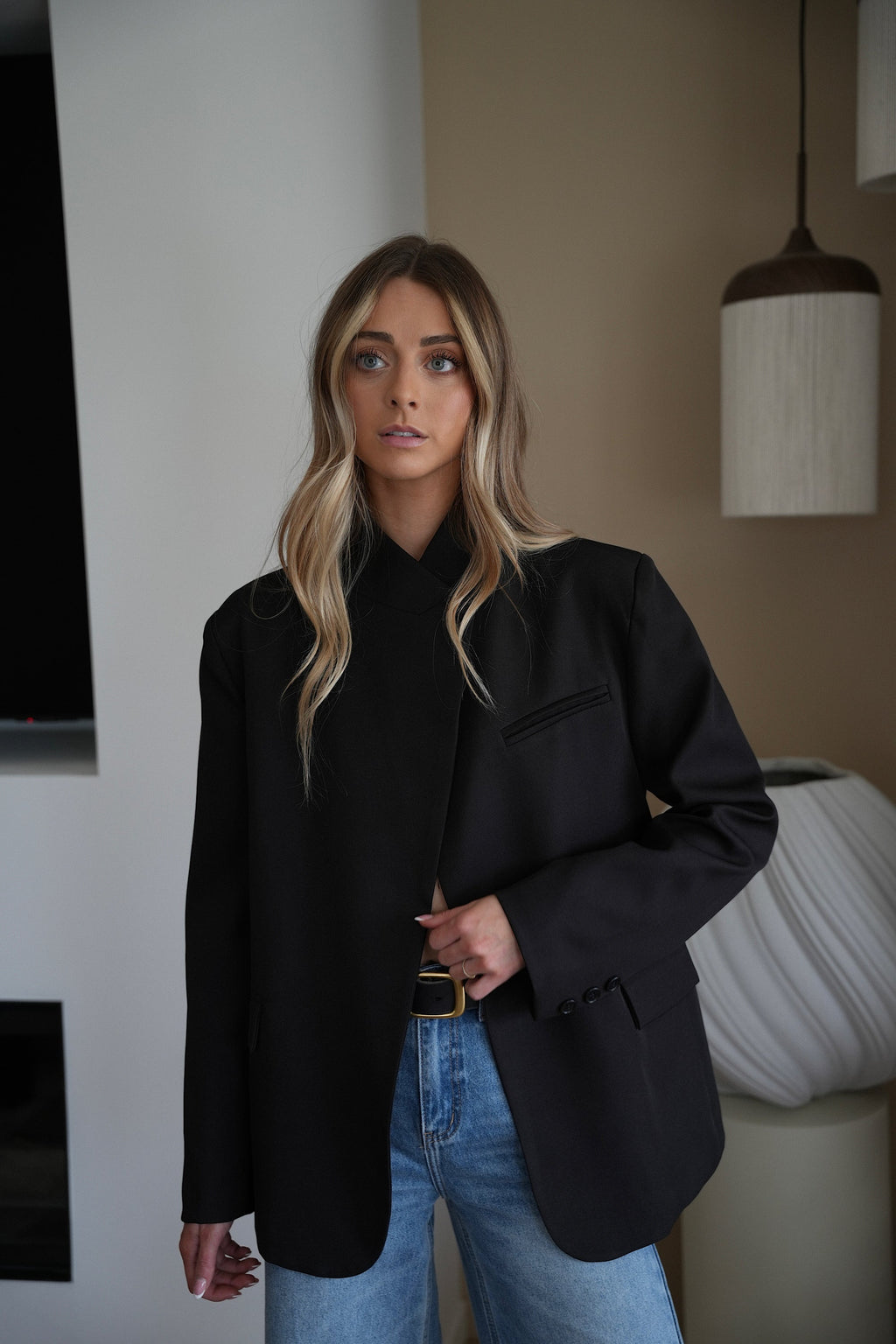 Manon Blazer Asimétrico - Negro