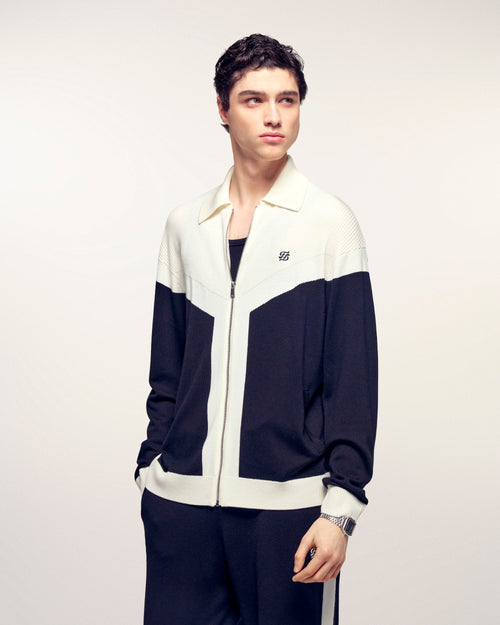 #label: Arnau is 1.87m tall and wears a size M