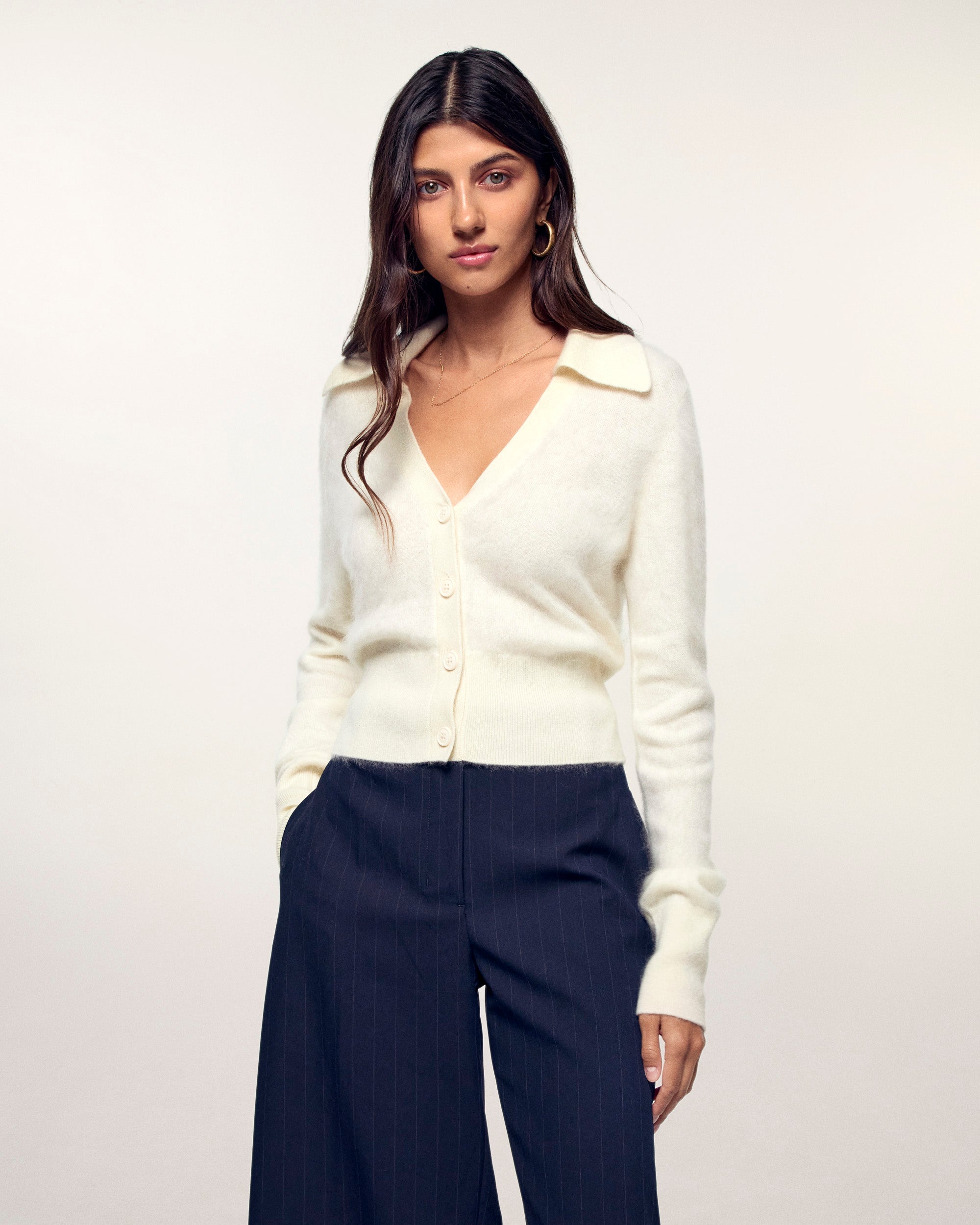 #label: Aida mesure 1,75m et porte une taille S