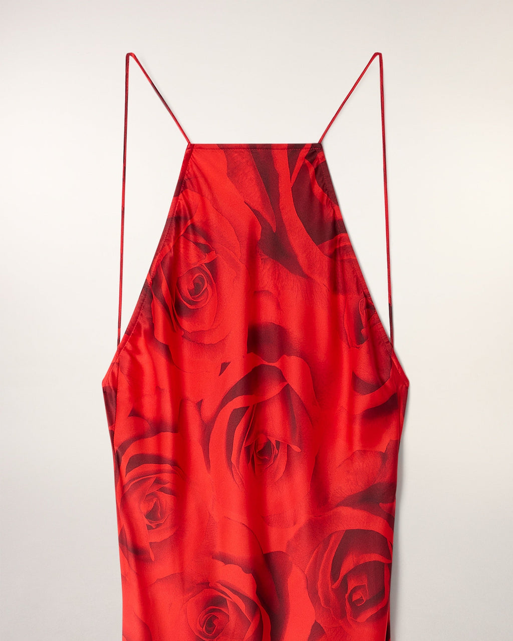 Vestido largo con tirantes sin espalda