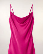 Vestido largo con tirantes cuello vuelto