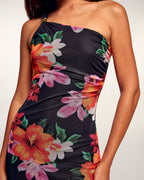 Vestido Largo Asimétrico