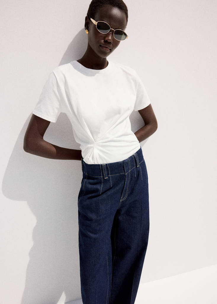 Jeans med vide ben og normal talje