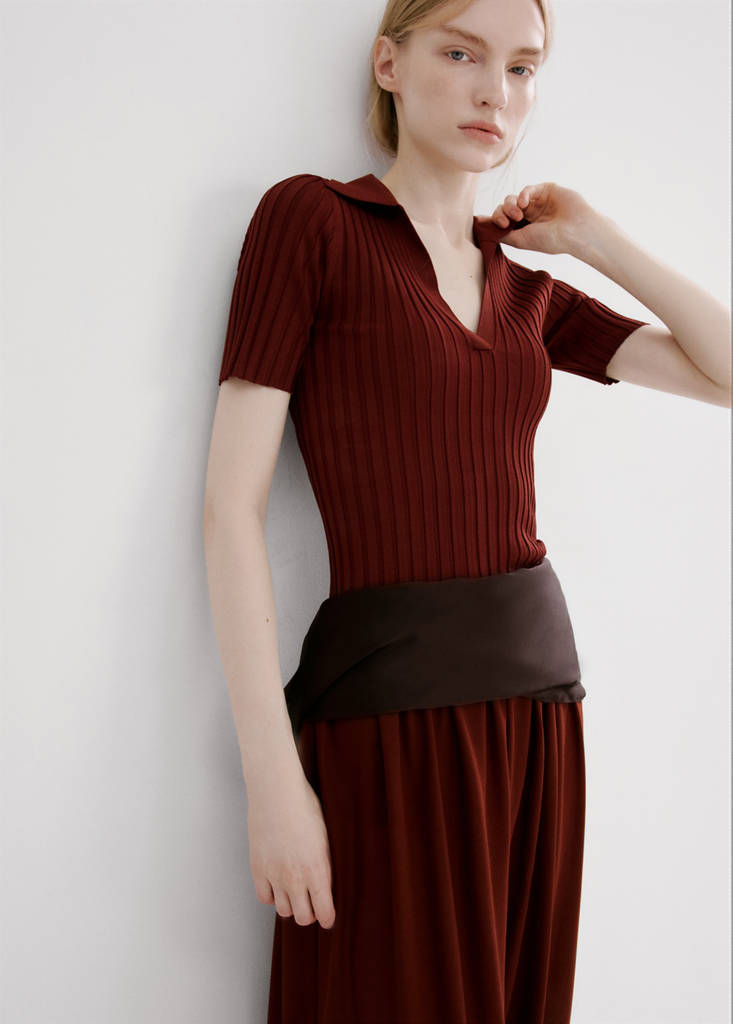 Feinstrickpullover mit V-Ausschnitt