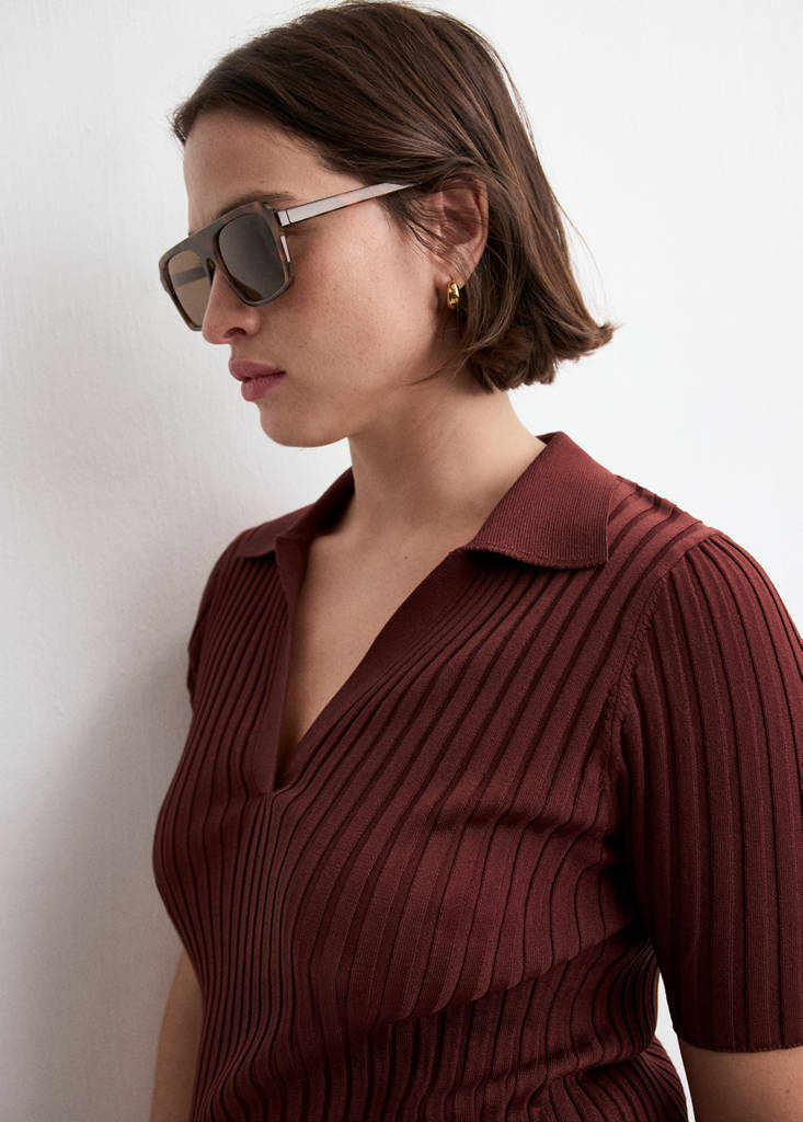 Feinstrickpullover mit V-Ausschnitt