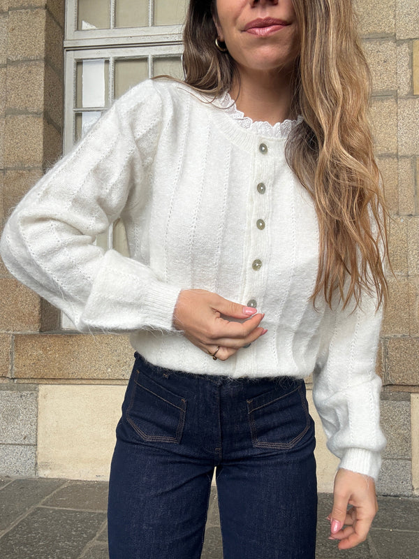 Cárdigan Lola blanco con cuello de encaje
