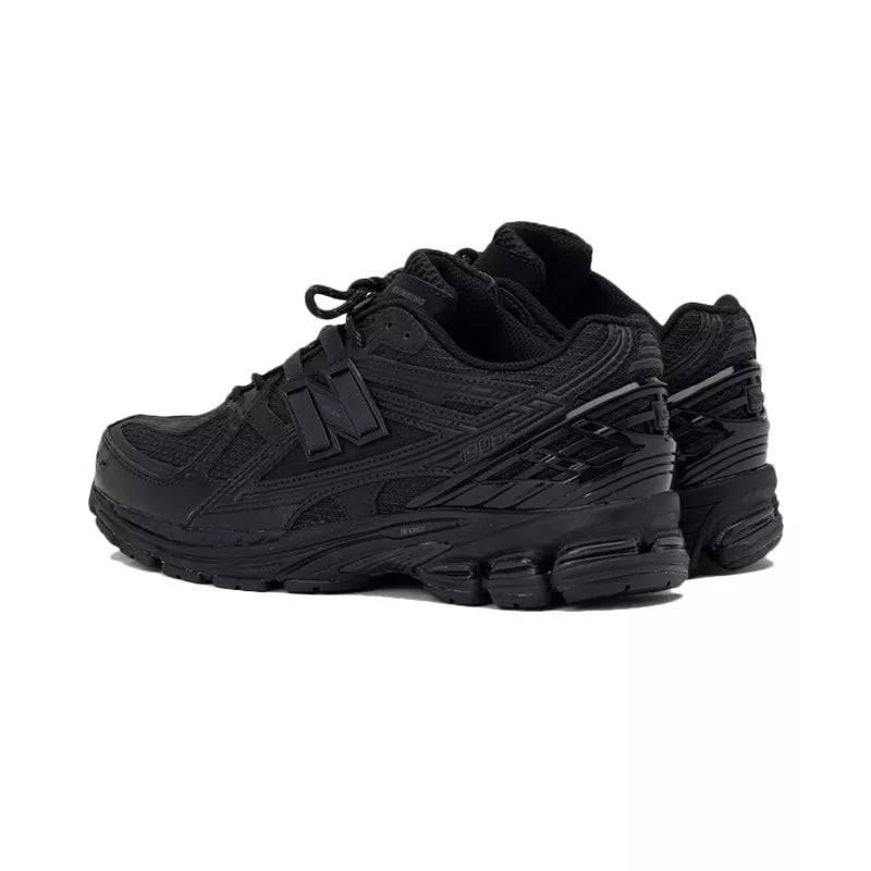 Baskets New Balance M1906
