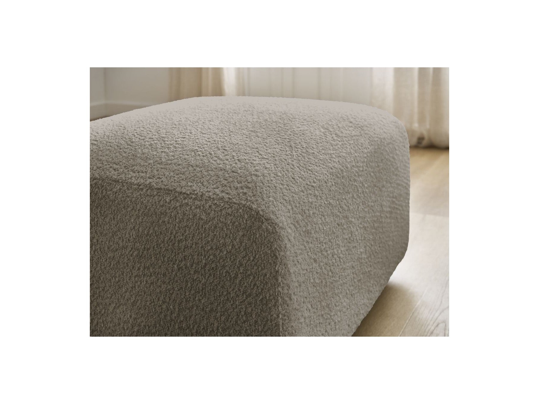 Pouffe - Tina - Bouclé Fabric