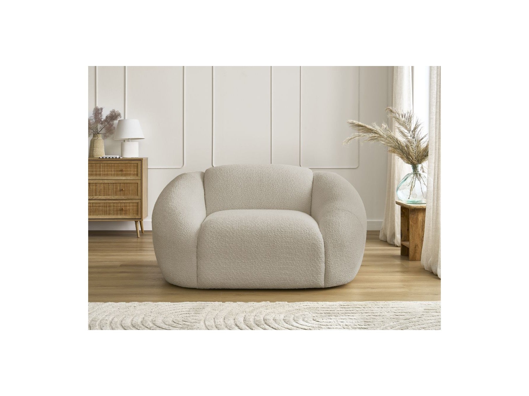 Tina - Armchair - Bouclé Fabric