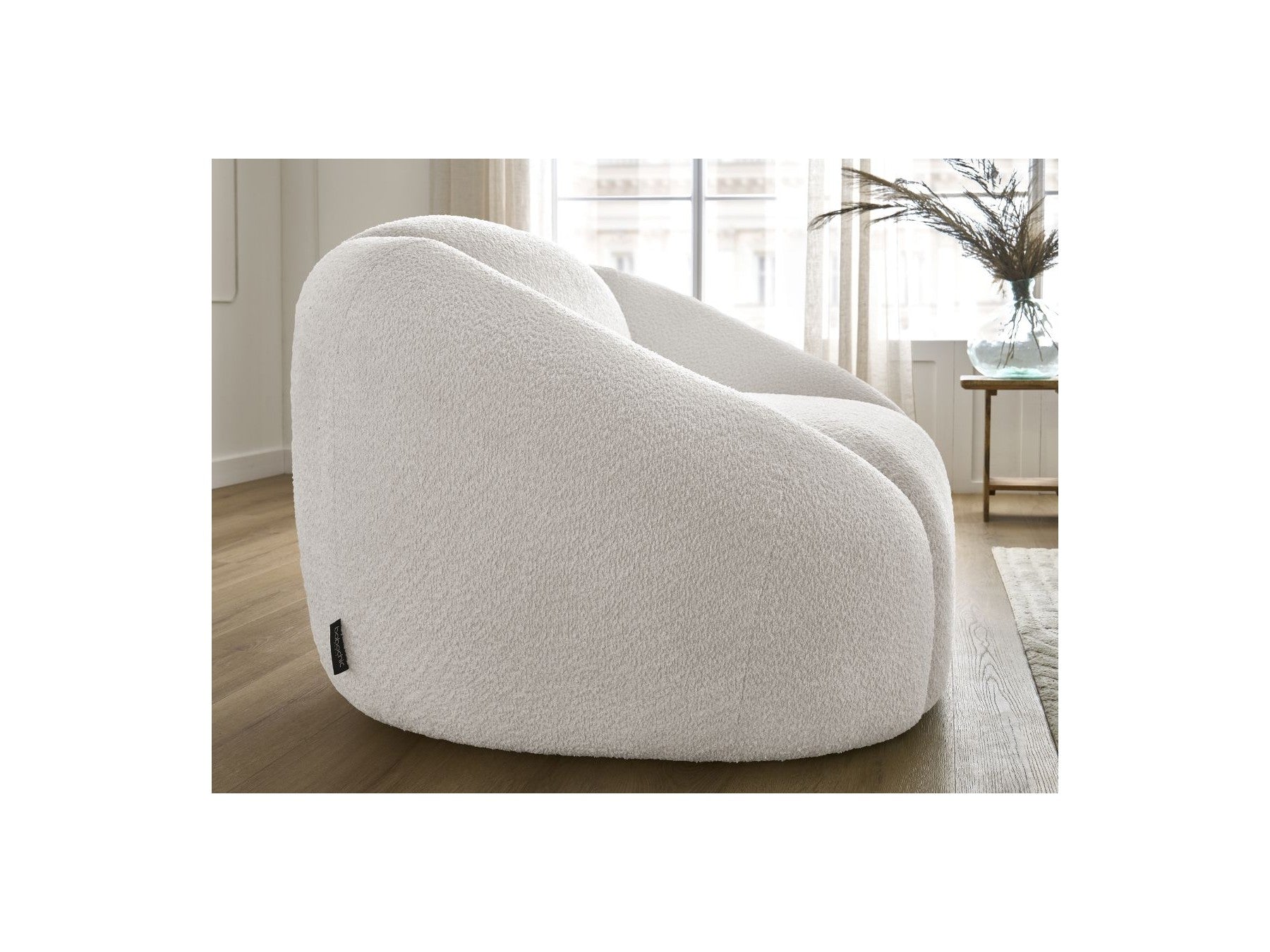 Tina - Armchair - Bouclé Fabric