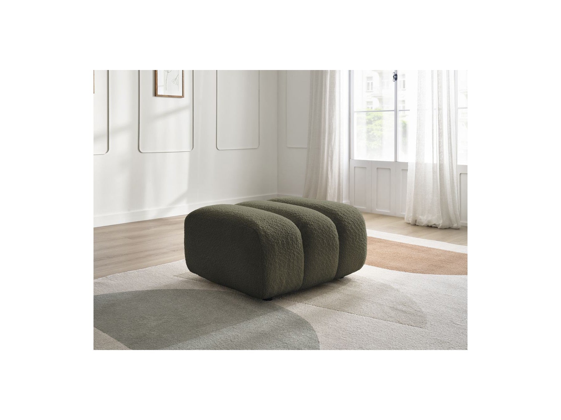 Talia - Pouffe - Bouclé Fabric