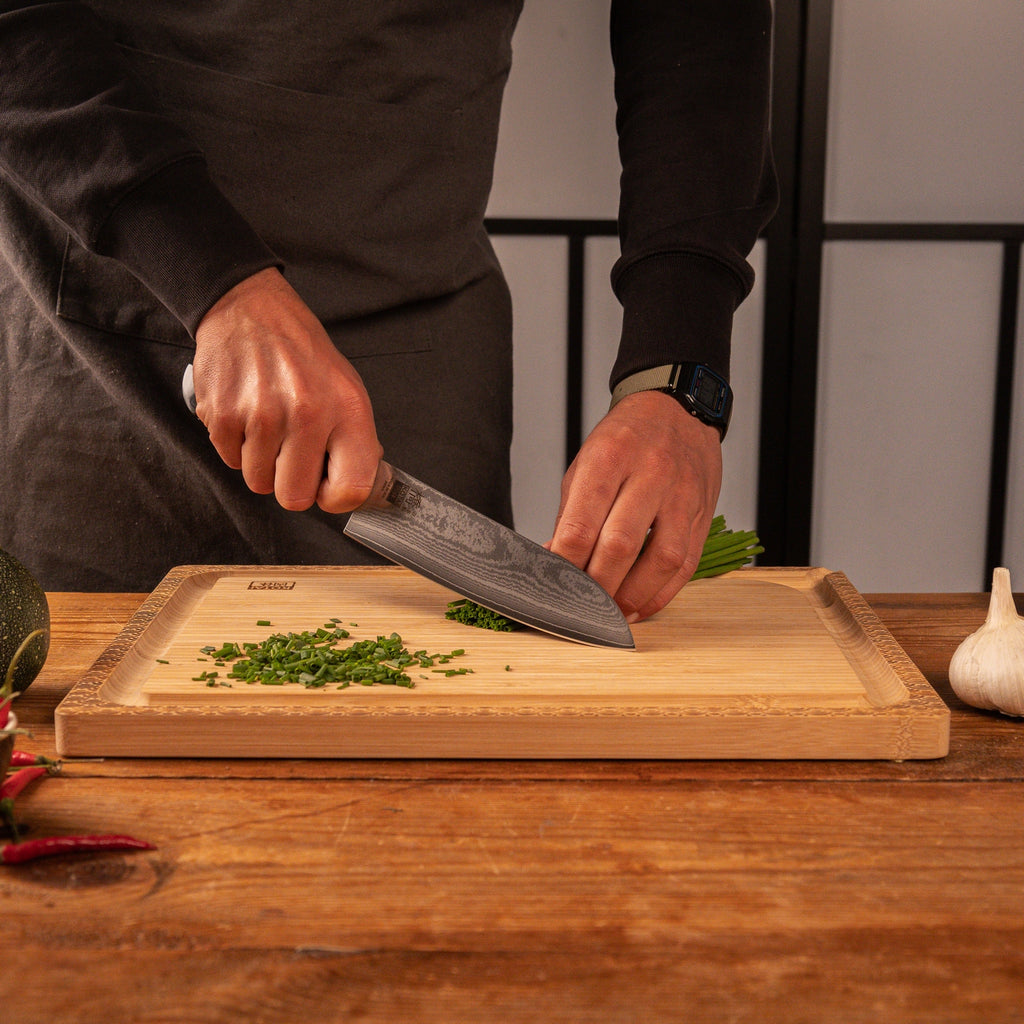 Colección Hashi Damas - Cuchillo Santoku - 18 cm