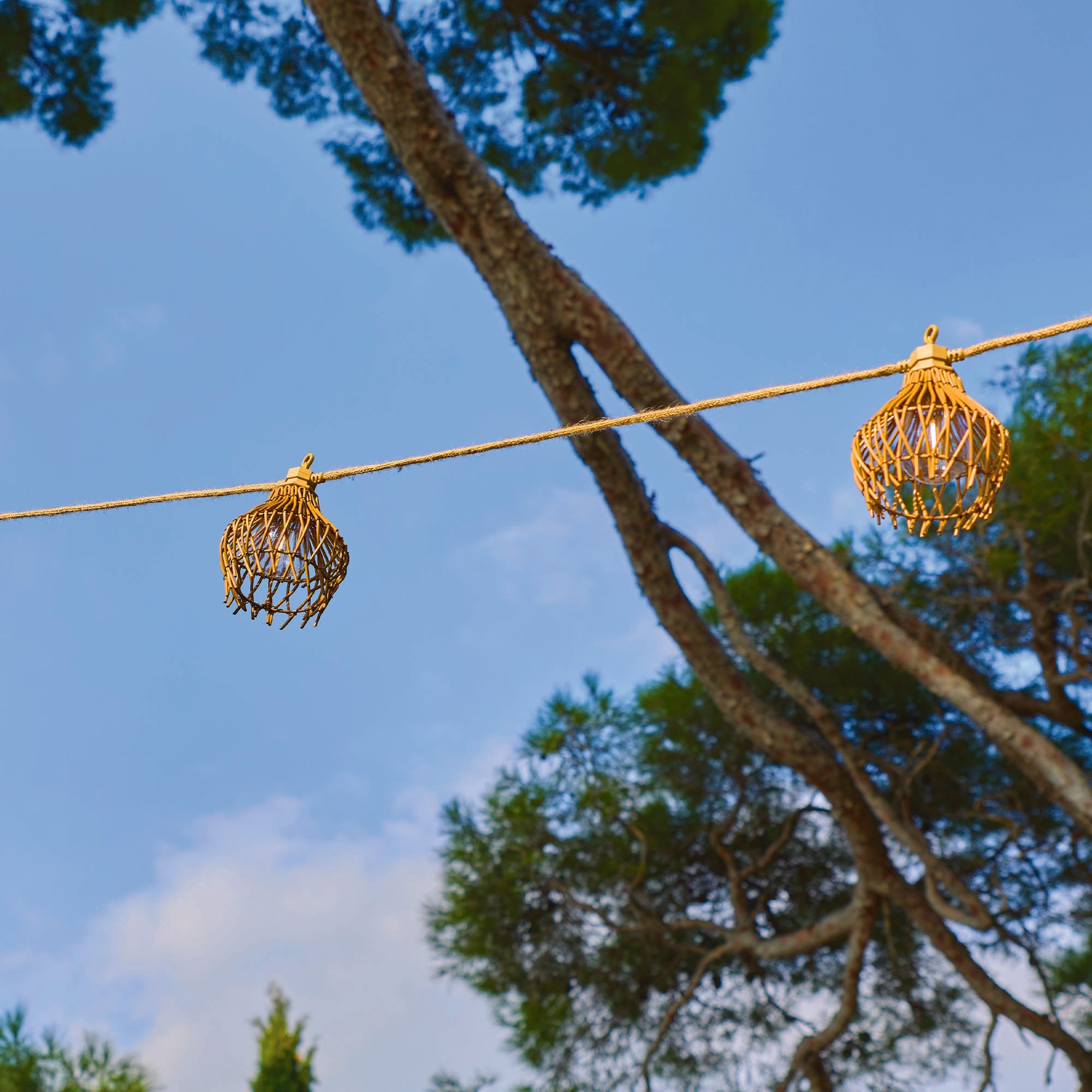 Rotilia - Hybrid Solar Garland - Polyrattan - Beige