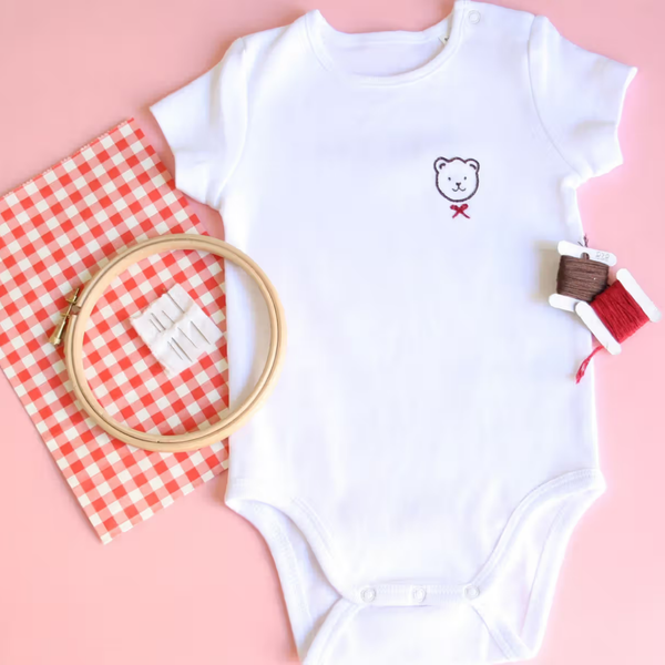 Brodér din babybody – Paris – 1 plads
