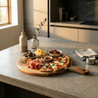 Fiorenza - Round Pizza Board 33 Cm With Drip Groove And Handle - Wood