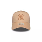 New Era Wmns League Ess Trucker Neyyan Cap