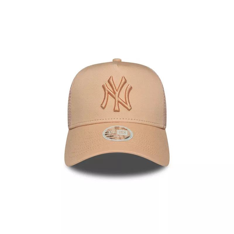 New Era Wmns League Ess Trucker Neyyan Cap