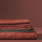 Mantel Autour Du Lin - Rojo Marsala Festón - Gris Claro