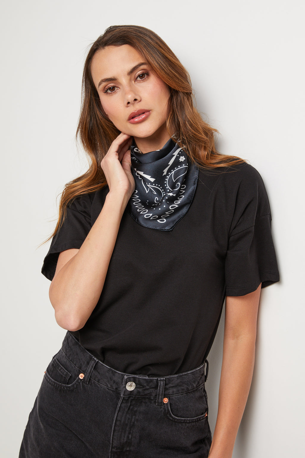 Scarf - Black - Women