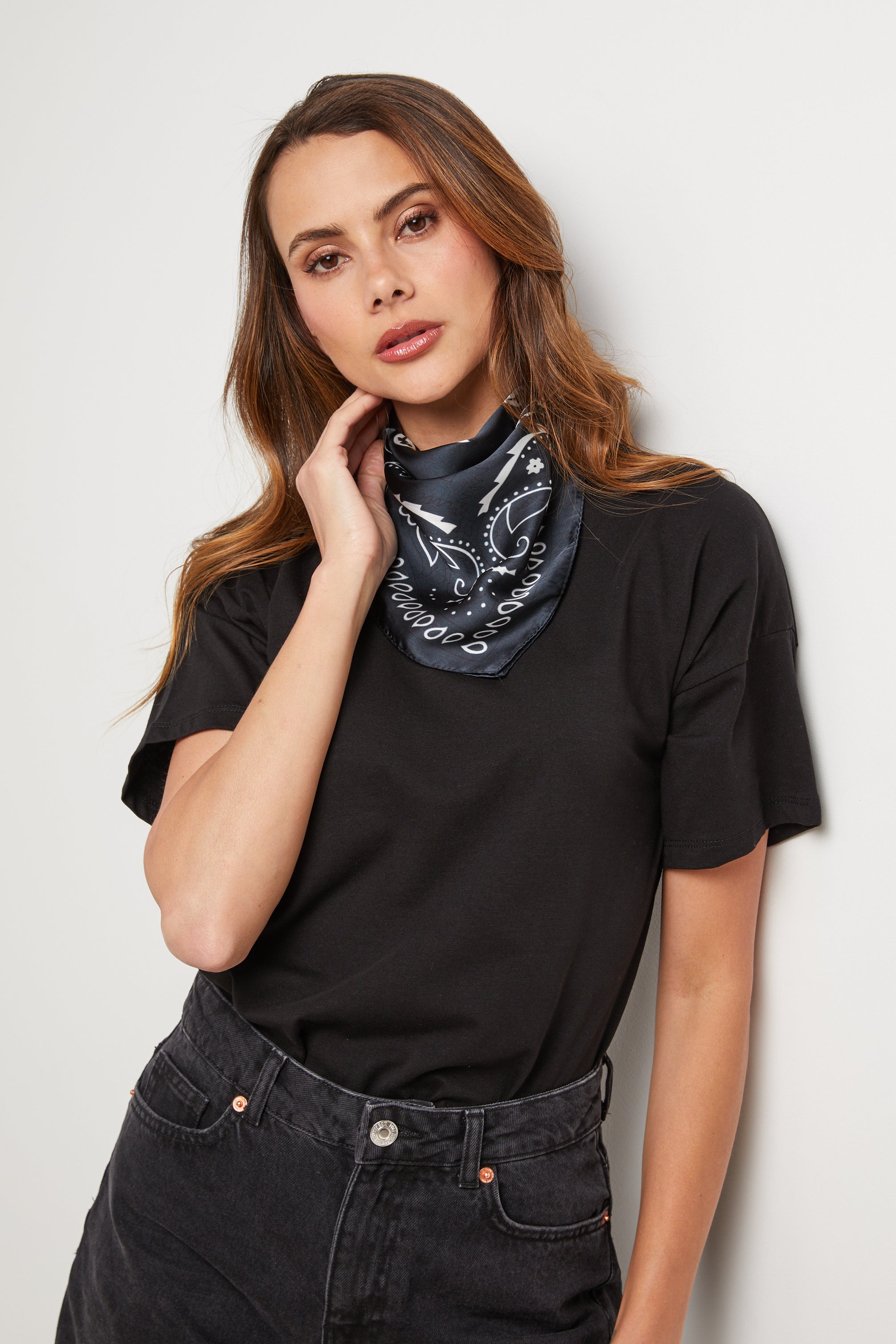 Scarf - Black - Women