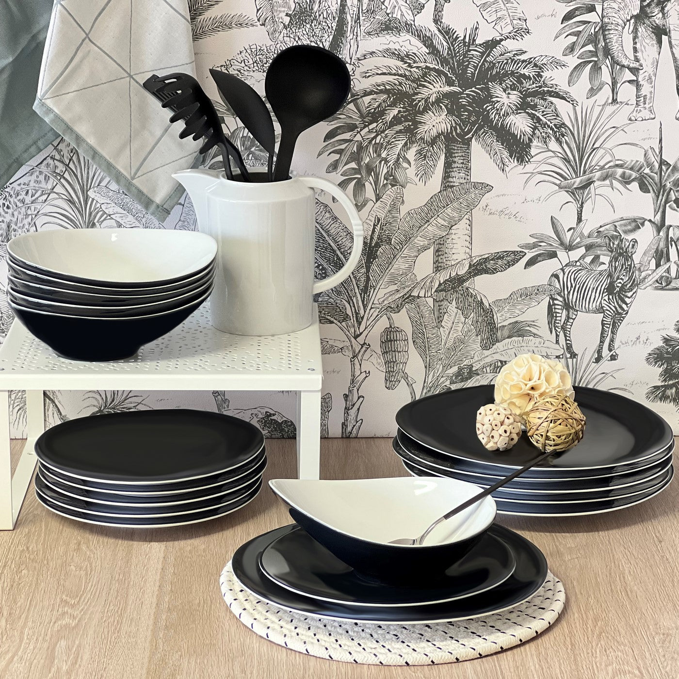 Sven Noir - Service 18 Pièces - Porcelaine - Noir