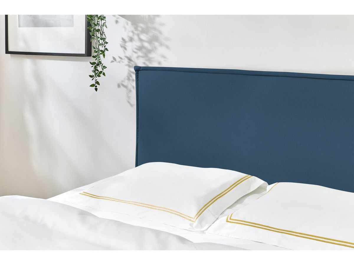 Sary - Bed with Solid Slats - Wenge Wood Legs