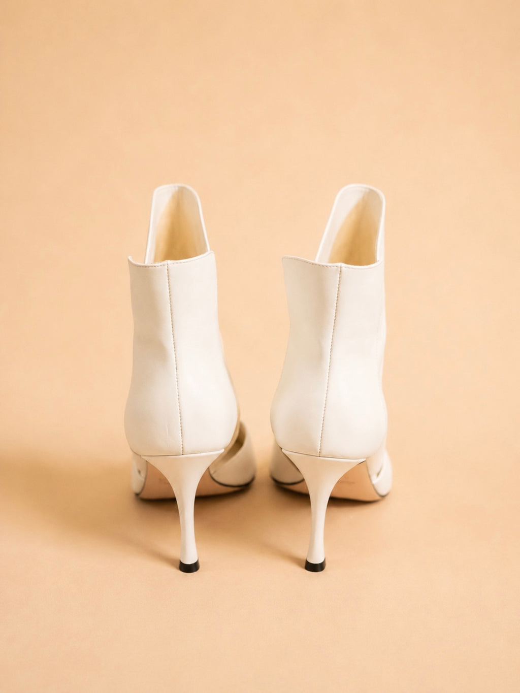 Eva Ankle Boot In Ivory Calf