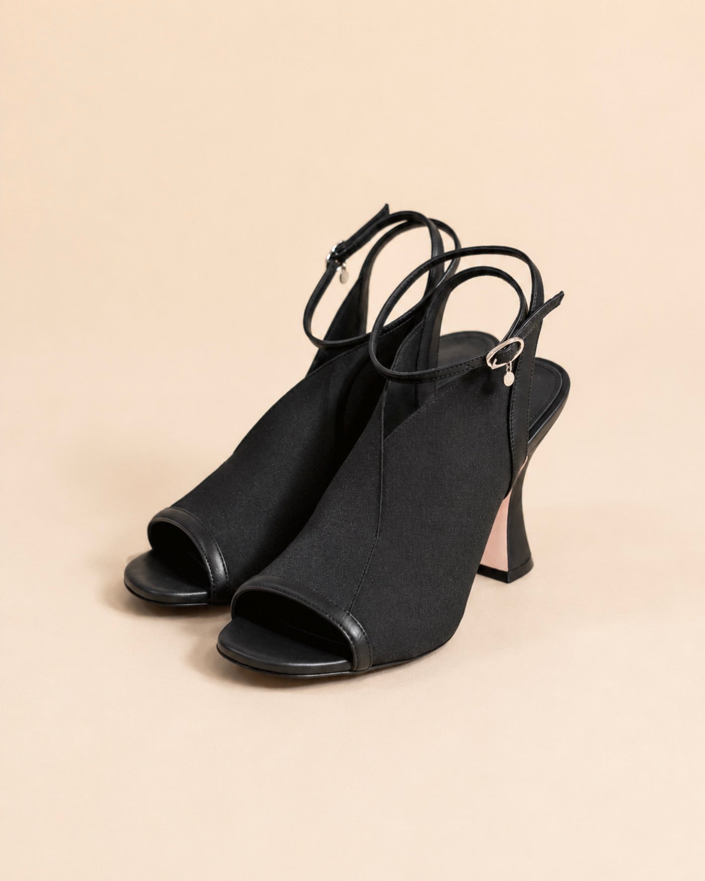 Vila De Nylon Elástico Negro
